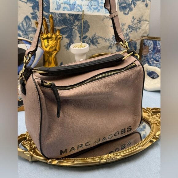 🆕 MARC JACOBS 🧿 NWOT The Softbox 23 - Apricot Beige - Picture 4 of 16